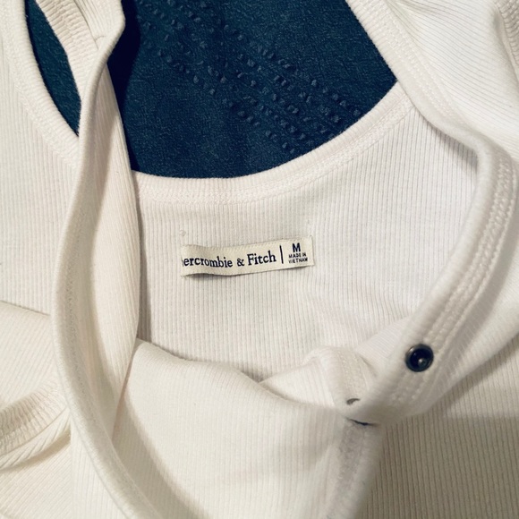 Abercrombie tank top - Picture 2 of 2